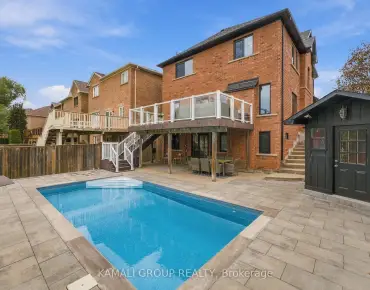 
61 Barnwood Dr Oak Ridges Lake Wilcox - 4 beds 4 baths 1 parking space(s) listed at $1288000