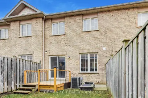 Richmond Hill Rouge Woods community 151 Amulet Cres For Sale