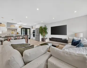 103 Baker St Stouffville, Whitchurch-Stouffville 3 beds 3 baths  garage $1.45M