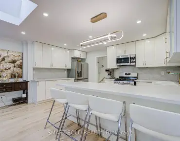 
66 Lakeland Cres Oak Ridges Lake Wilcox - 4 beds 4 baths 2 parking space(s) listed at $1498000