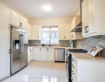 8 Love Crt Bayview Hill, Richmond Hill 5 beds 5 baths 2 garage $2.2M