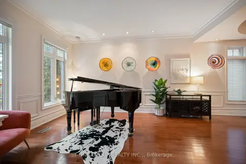 Markham Unionville community 253 Carlton Rd For Sale