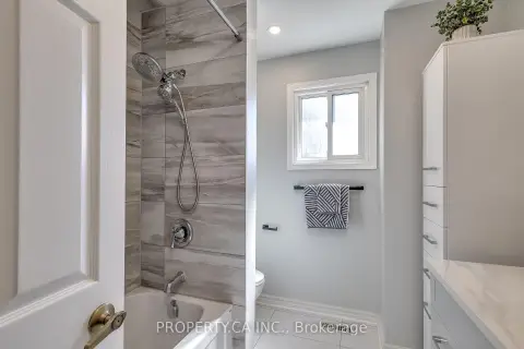 Vaughan Brownridge community 235 Brownridge Dr For Sale