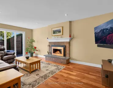 331 John Bowser Cres Glenway Estates - 3 beds 4 baths 2 parking space(s) listed at $1134900
