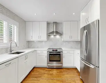 81 Pinnacle Trl Bayview Wellington - 4 beds 4 baths 2 parking space(s) listed at $1248000