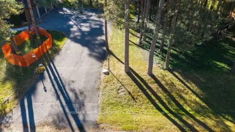 Richmond Hill Oak Ridges community 34B Cynthia Cres For Sale