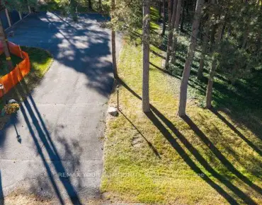 34B Cynthia Cres Oak Ridges - beds baths parking space(s) listed at $1790000