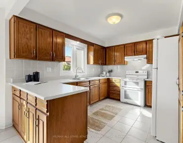
37 Dowling Circ Milliken Mills East - 4 beds 3 baths 2 parking space(s) listed at $1588000