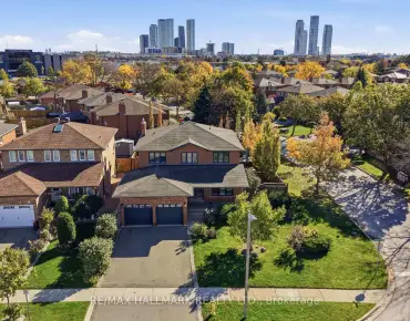 414 Belview Ave East Woodbridge - 4 睡房 3 卫生间 2 车位叫价1548000加元