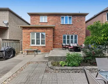 
23 Battleford Ave Vellore Village - 3 beds 3 baths 1 parking space(s) listed at $1175000
