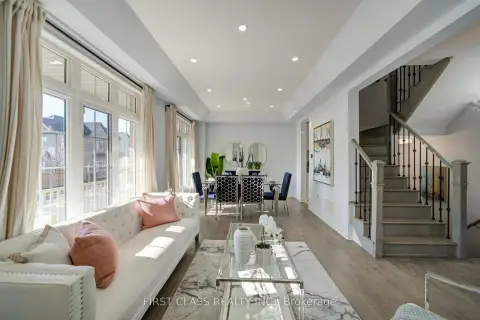 Markham Cornell community 81 Pearl Lake Rd For Sale
