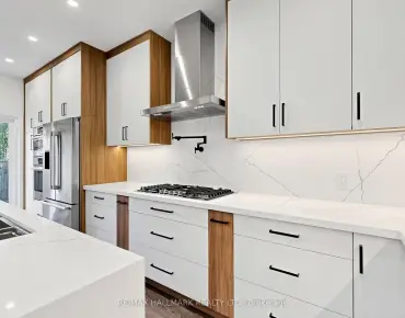 
45 Colonial Cres Oak Ridges Lake Wilcox - 4 beds 4 baths 1 parking space(s) listed at $1299888