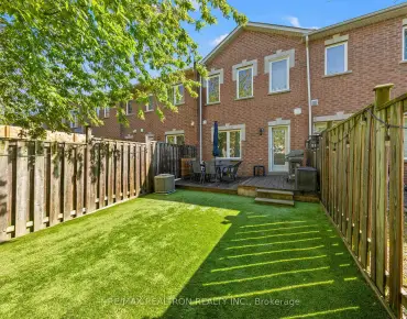 56 North Lake Rd Oak Ridges Lake Wilcox - 3 beds 3 baths 1 parking space(s) listed at $949888