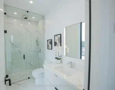 52 Wildwood Ave Oak Ridges Lake Wilcox - 4 睡房 6 卫生间 2 车位叫价2150000加元