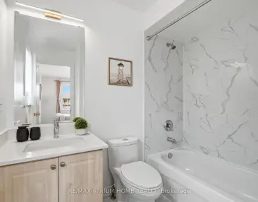 
526 Mavrinac Blvd Bayview Northeast - 4 beds 5 baths 2 parking space(s) listed at $1586000