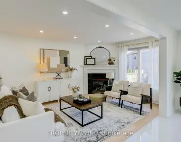 
131 Giotto Cres Maple - 3 beds 4 baths 2 parking space(s) listed at $1299888
