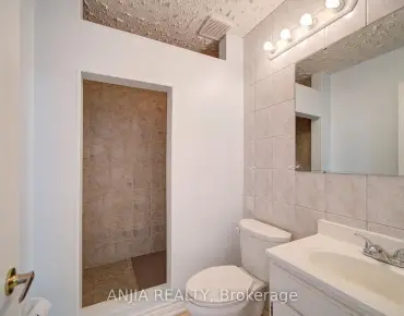 9725 Keele St Maple - 5 beds 5 baths 3 parking space(s) listed at $2988000