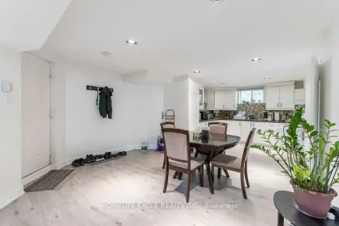 Richmond Hill North Richvale community 118 May Ave For Sale