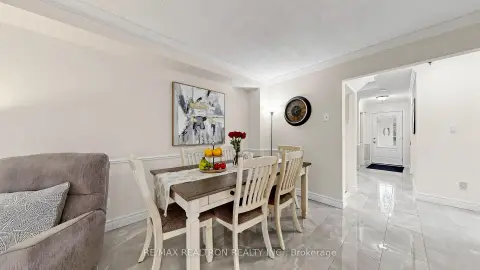 Richmond Hill North Richvale community 4 Kilkenny Pl For Sale