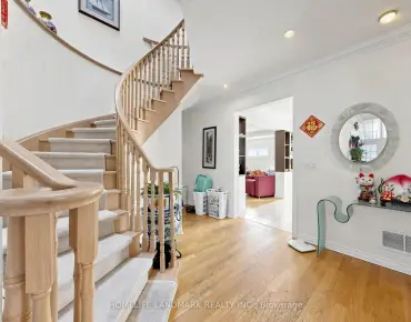 
19 Edenbrook Cres Bayview Hill - 4 beds 10 baths 2 parking space(s) listed at $1680000
