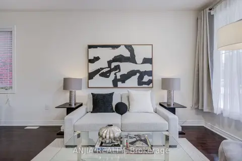 Markham Berczy community 205 Harbord St For Sale
