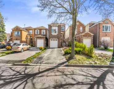 
Solway Ave <a href='https://luckyalan.com/community.php?community=Vaughan:Maple'>Maple, Vaughan</a> 3 beds 3 baths 2 garage $929K