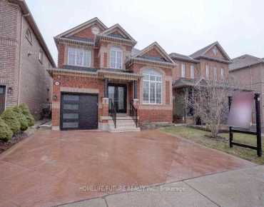 
Dunoon Dr <a href='https://luckyalan.com/community.php?community=Vaughan:Maple'>Maple, Vaughan</a> 3 beds 3 baths 1 garage $999K