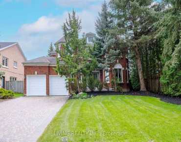
Kimono Cres <a href='https://luckyalan.com/community.php?community=Richmond Hill:Rouge Woods'>Rouge Woods, Richmond Hill</a> 3 beds 3 baths 1 garage $999K