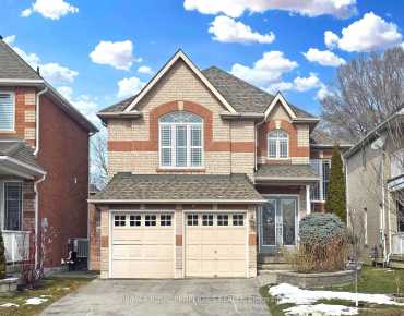 18 Clippers Cres Stouffville, Whitchurch-Stouffville 4 beds 5 baths 2 garage $1.089M