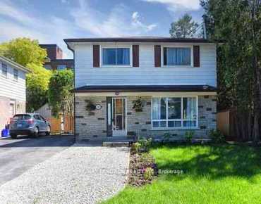 
Main St Stouffville, Whitchurch-Stouffville 2 beds 1 baths 1 garage $849.9K