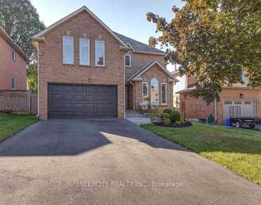 84 Pine Hill Cres Aurora Estates, Aurora 4 beds 4 baths 2 garage $2.099M