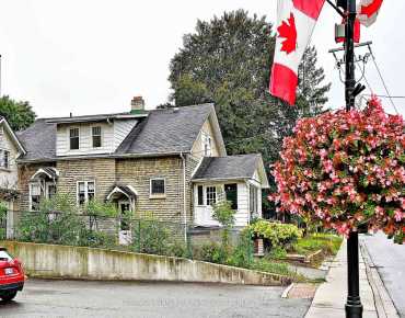 
sparrow Rd Gorham-College Manor, Newmarket 4 beds 3 baths 1 garage $1.09M