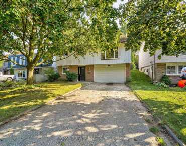 77 Highland Ave Gorham-College Manor, Newmarket 3 beds 3 baths 2 garage $1.2M
