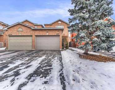 
Lunar Cres Streetsville, Mississauga 3 beds 3 baths 2 garage $1.375M