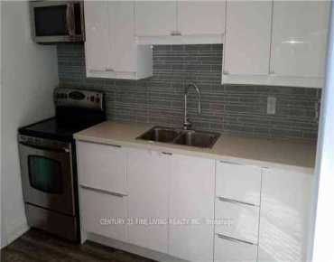 35 Hartland Rd Etobicoke West Mall, Toronto 3 beds 2 baths  garage $949K
