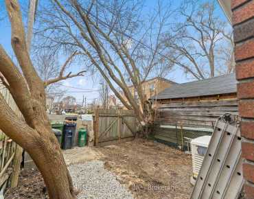 68 Greendale Ave Rockcliffe-Smythe, Toronto 2 beds 2 baths  garage $659K
