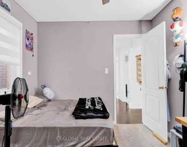 
Woodruff  Malton, Mississauga 4 beds 4 baths 1 garage $1.025M