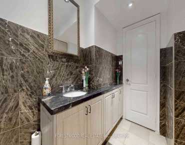 571 Silver Creek Blvd Mississauga Valleys, Mississauga 3 beds 2 baths 2 garage $1.37M
