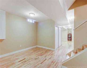 
Chilsworthy  Cooksville, Mississauga 3 beds 2 baths 2 garage $1.15M