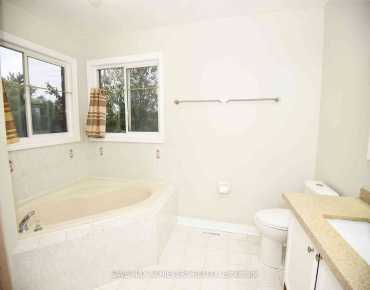 3866 Thomas St Churchill Meadows, Mississauga 3 beds 4 baths 2 garage $1.3M