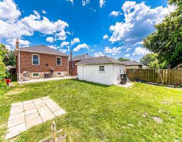 29 Puma Dr L'Amoreaux, Toronto 3 beds 4 baths 1 garage $899K