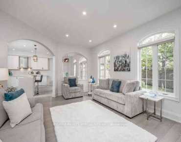 1025 Shaw Dr Lakeview, Mississauga 3 beds 4 baths 1 garage $1.299M