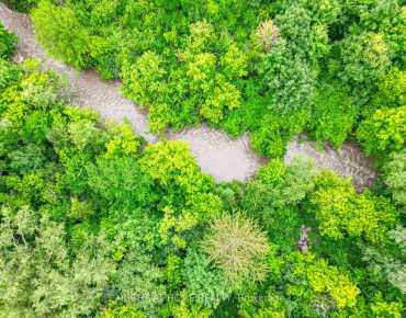 1065 Knotty Pine Grve Meadowvale Village, Mississauga 4 beds 6 baths 2 garage $1.6M