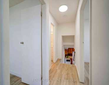 2525 Trident Ave Cooksville, Mississauga 4 beds 3 baths 1 garage $890K
