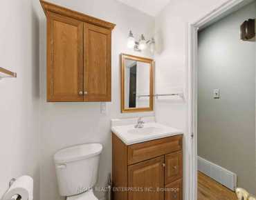 1731 Sandgate Cres Clarkson, Mississauga 4 beds 3 baths garage $749.9K