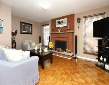 1086 Hedge Dr Lakeview, Mississauga 4 beds 4 baths 2 garage $1.5M