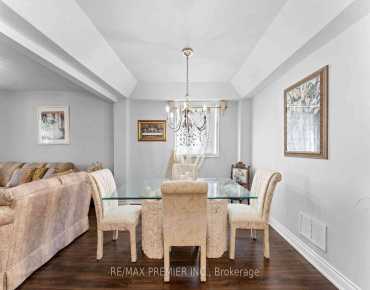 242 Paradelle Dr Oak Ridges Lake Wilcox, Richmond Hill 4 beds 3 baths 2 garage $1.33M