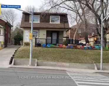 
15 Huntsmoor Rd Elms-Old Rexdale, Toronto 2 beds 2 baths 1 garage $769K