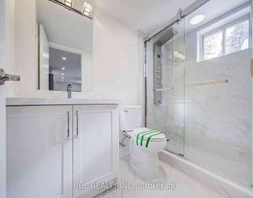 6 Terrace Ave <a href='https://luckyalan.com/community_CN.php?community=Toronto:Willowdale West'>Willowdale West, Toronto</a> 4 beds 5 baths 2 garage $2.499M