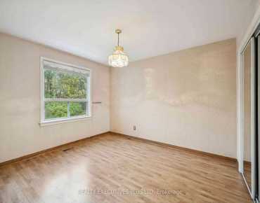 123 Jeffcoat Dr West Humber-Clairville, Toronto 4 beds 2 baths  garage $899K
